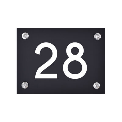 Hausnummernschild Nummer 28 schwarz-weiß