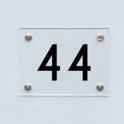 Hausnummernschild 44 - Hausnummer aus Acryl