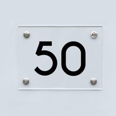 Hausnummernschild 50 - Hausnummer aus Acryl